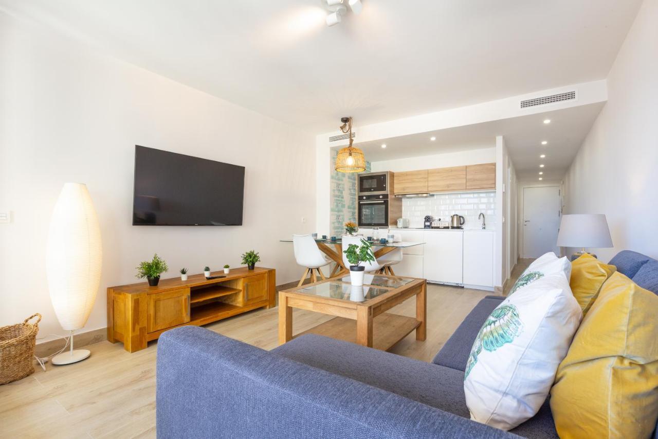Apartamento Junto Al Faro .Marbella Centro.Vistas Mar Y El Puerto. Bagian luar foto