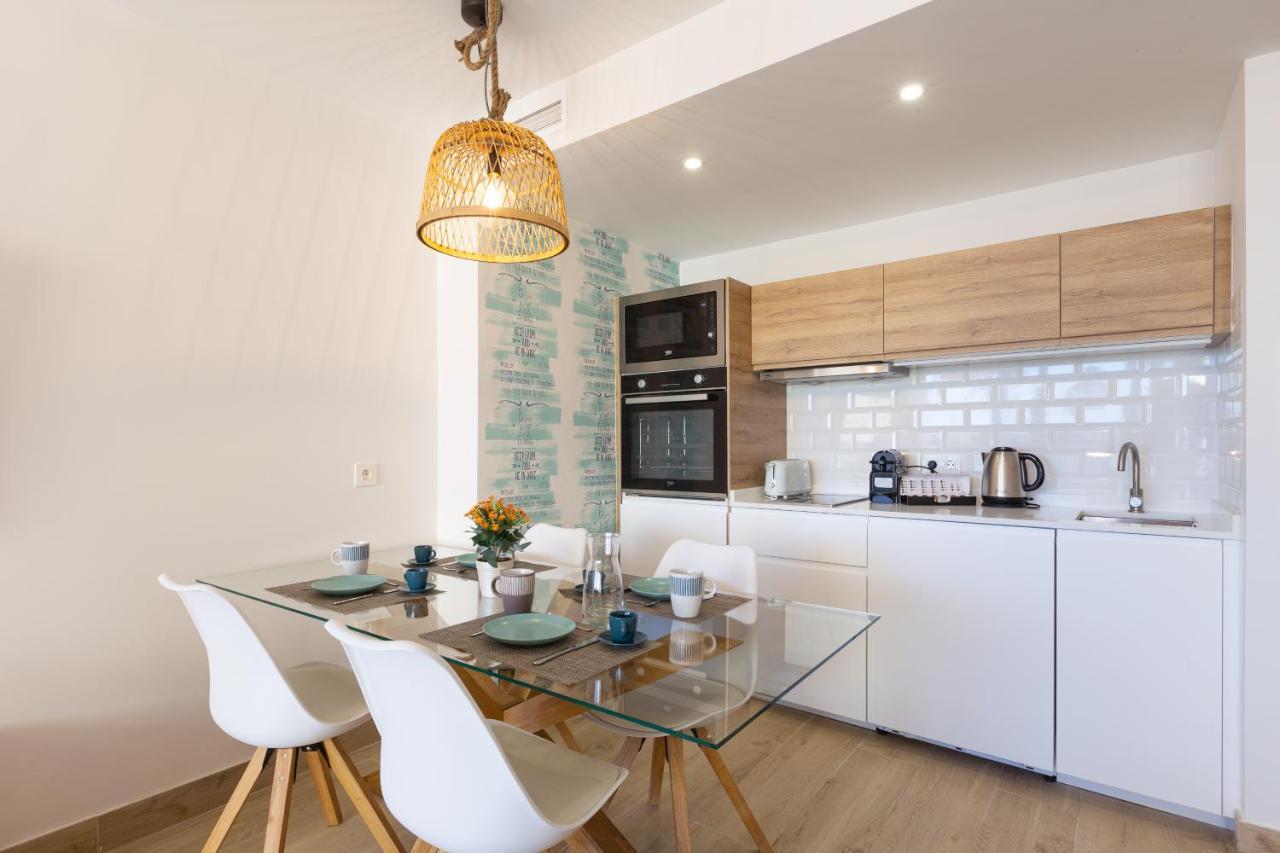 Apartamento Junto Al Faro .Marbella Centro.Vistas Mar Y El Puerto. Bagian luar foto